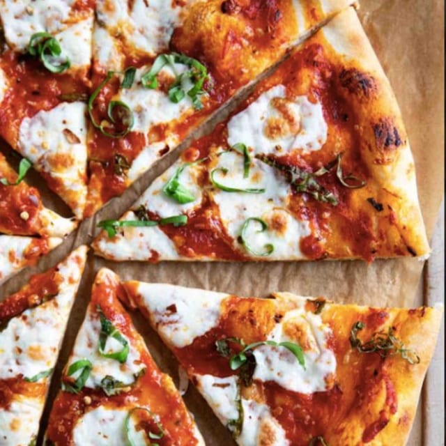 Pizza Margherita.